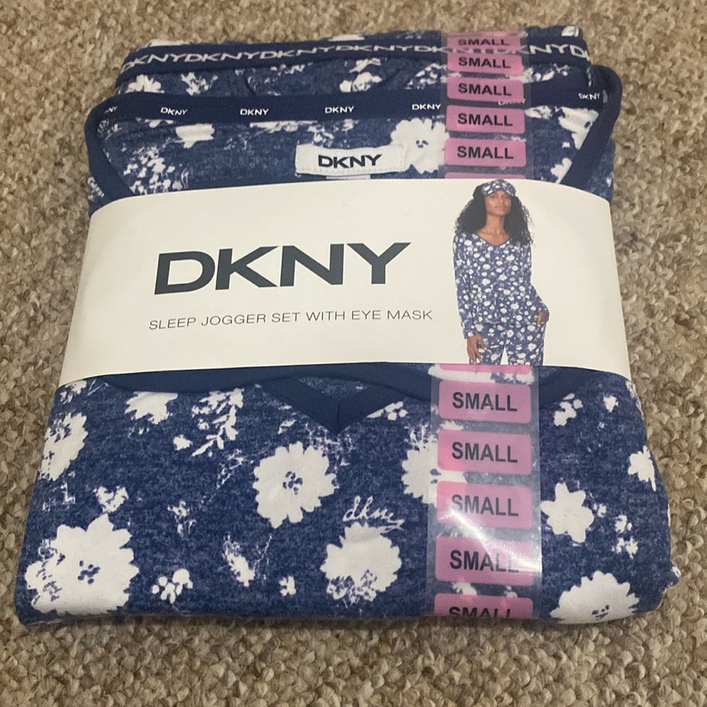 DKNY pajama